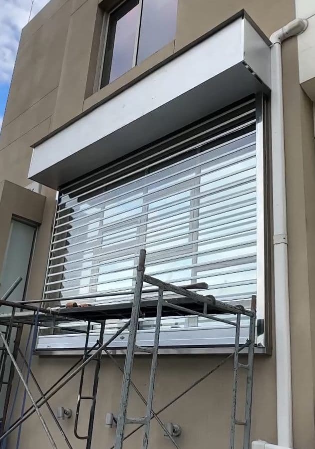 ประตูม้วนใส Polycarbonate บ้านพักอาศัย
